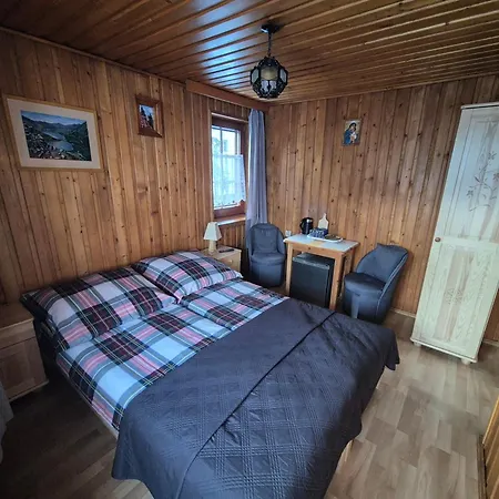 Wynajem Pokoi Gościnnych-2